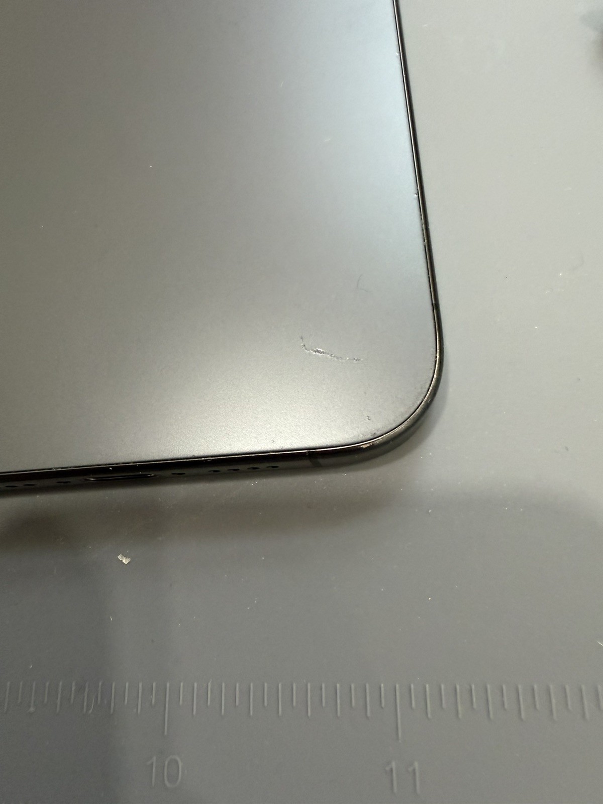 Apple iPhone 15 Pro Max – 256 GB – Black Titanium (Unlocked)
