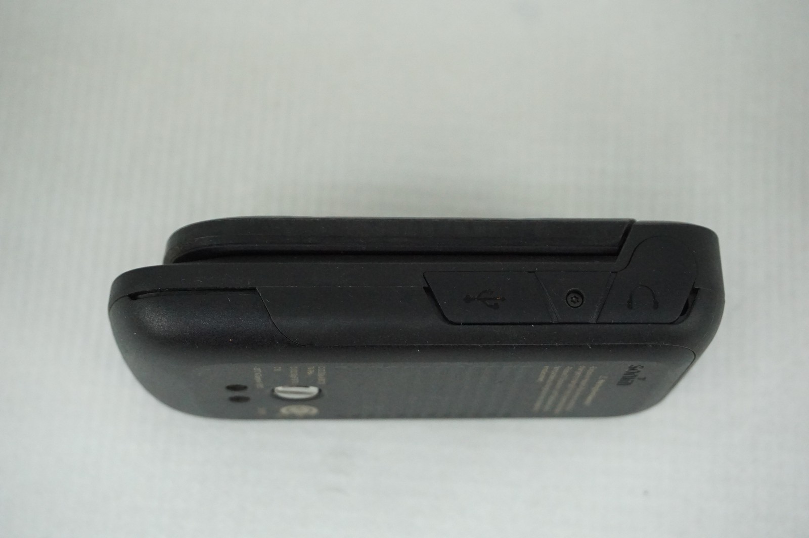 Sonim XP3800 Rugged Flip Phone 8GB Dual Sim