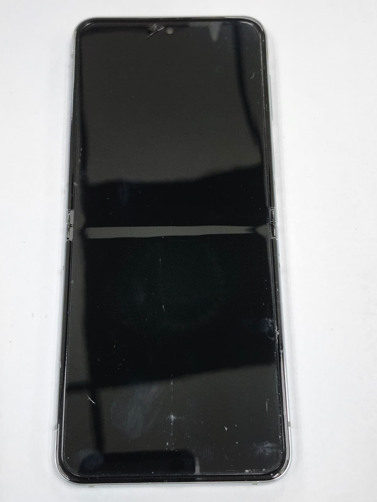 DEFECTIVE – Samsung Galaxy Zflip 5 – 256GB – Mint – GSM Unlocked – 12778