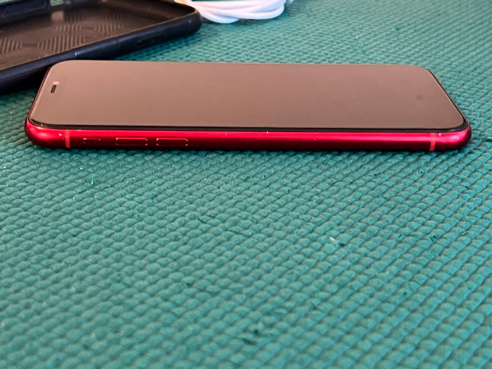 Apple iPhone XR – 64GB – Red (Unlocked) A1984 CDMA + GSM
