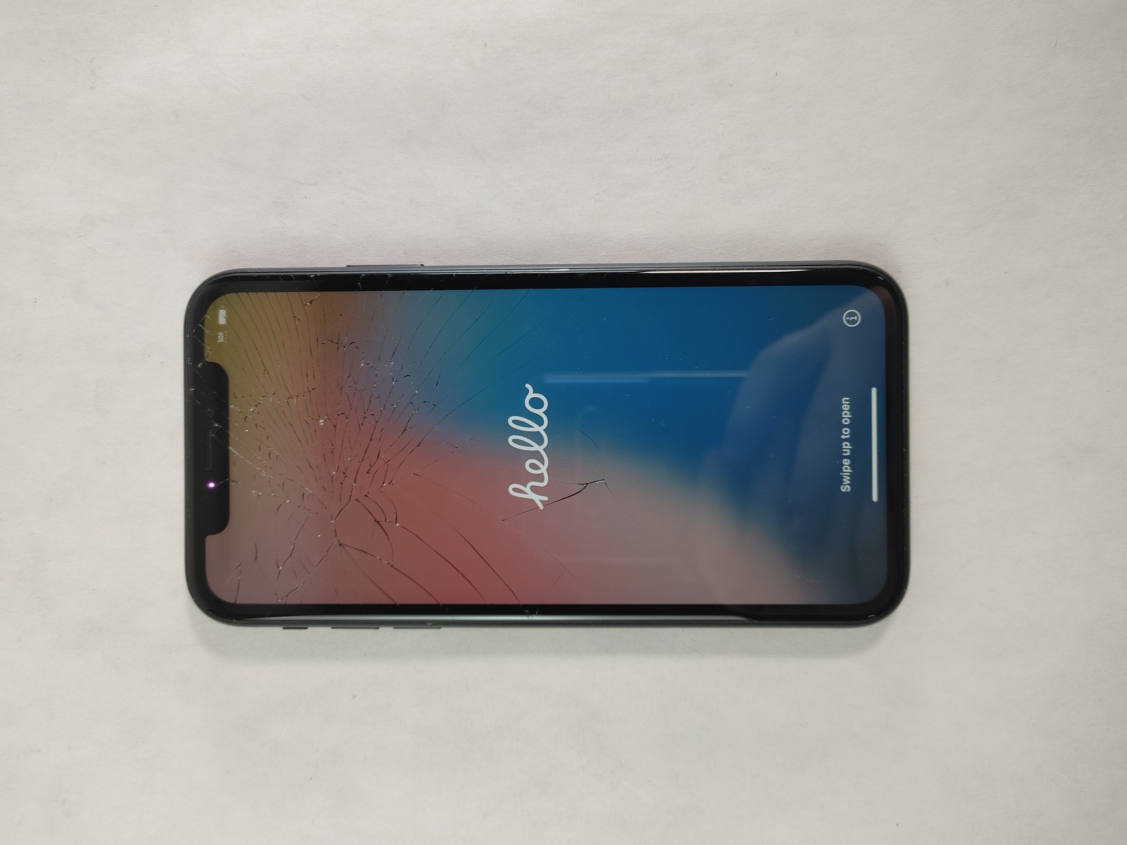Apple iPhone XR A1984 64 GB iOS 18.6.2 AT&T Only ( Wi-Fi + 4G ) For Parts
