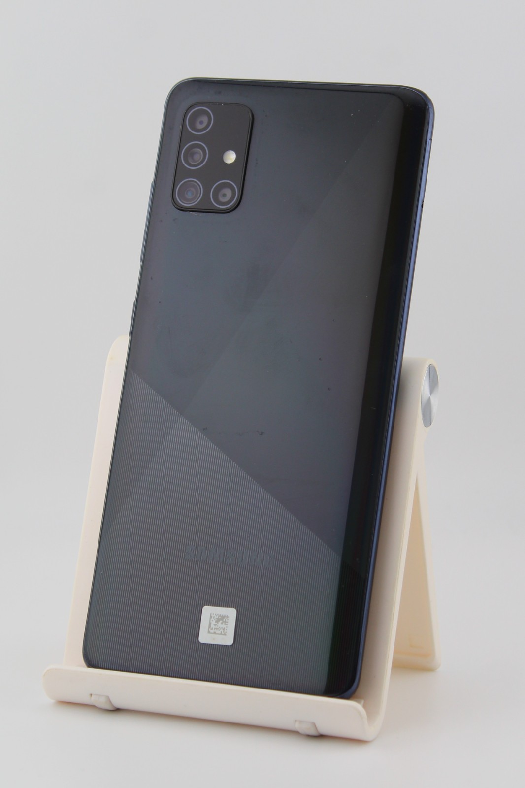 Fair Condition – Samsung Galaxy A51 128GB Black (UNLOCKED) – Free Shipping