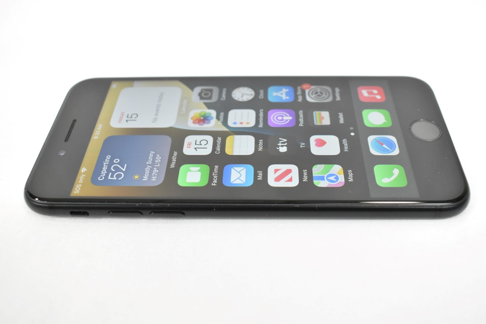 Unlocked Apple iPhone SE 2nd Gen Black 64GB Smartphone MHG43LL/A