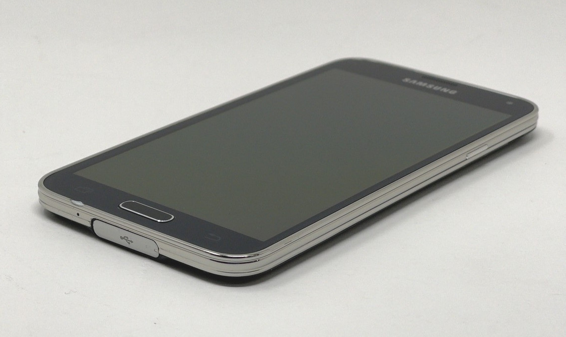 Samsung Galaxy S5 – Black – (Verizon) SM-G900V Good