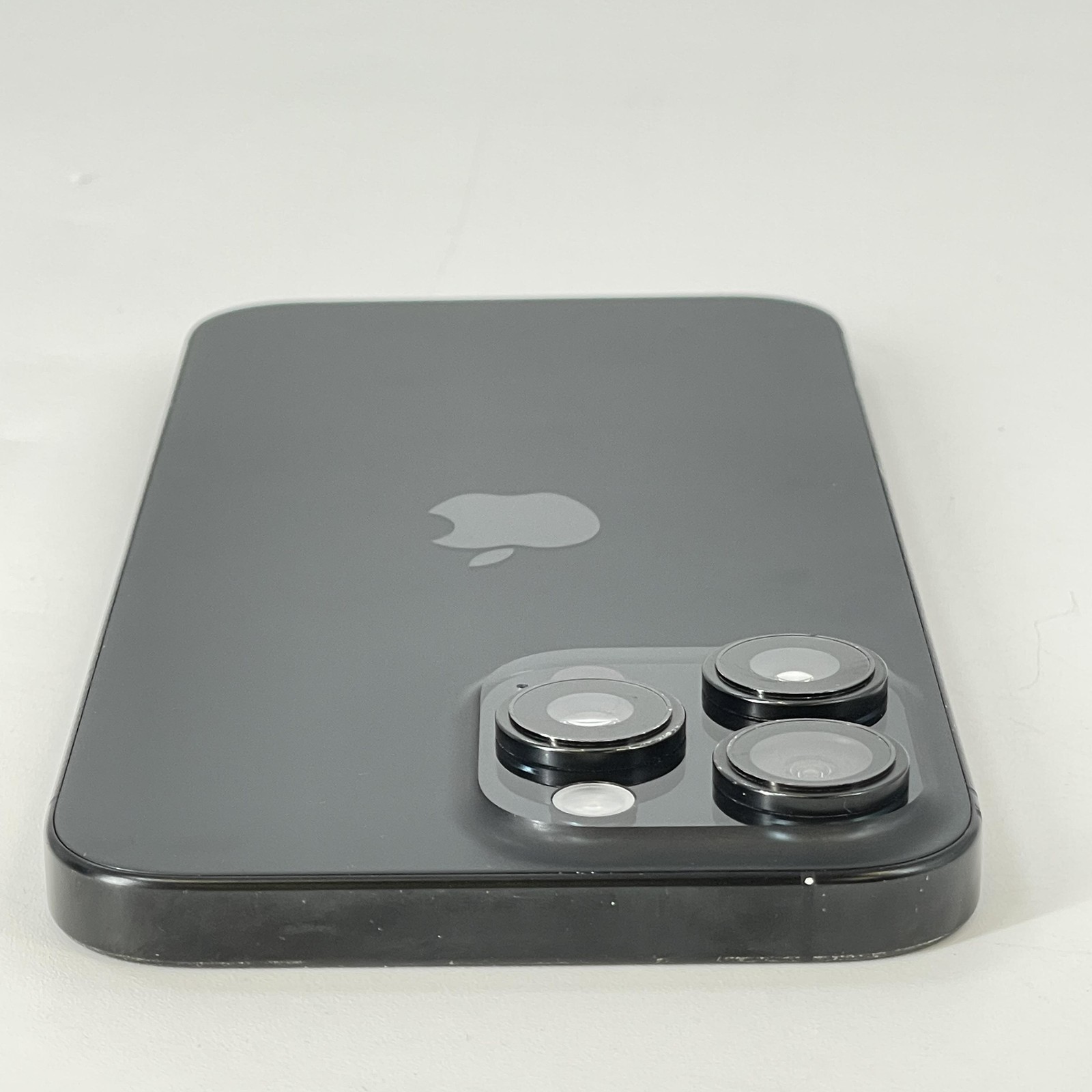 Apple iPhone 16 Pro Max Black Titanium 512GB Unlocked – Camera Button – Good