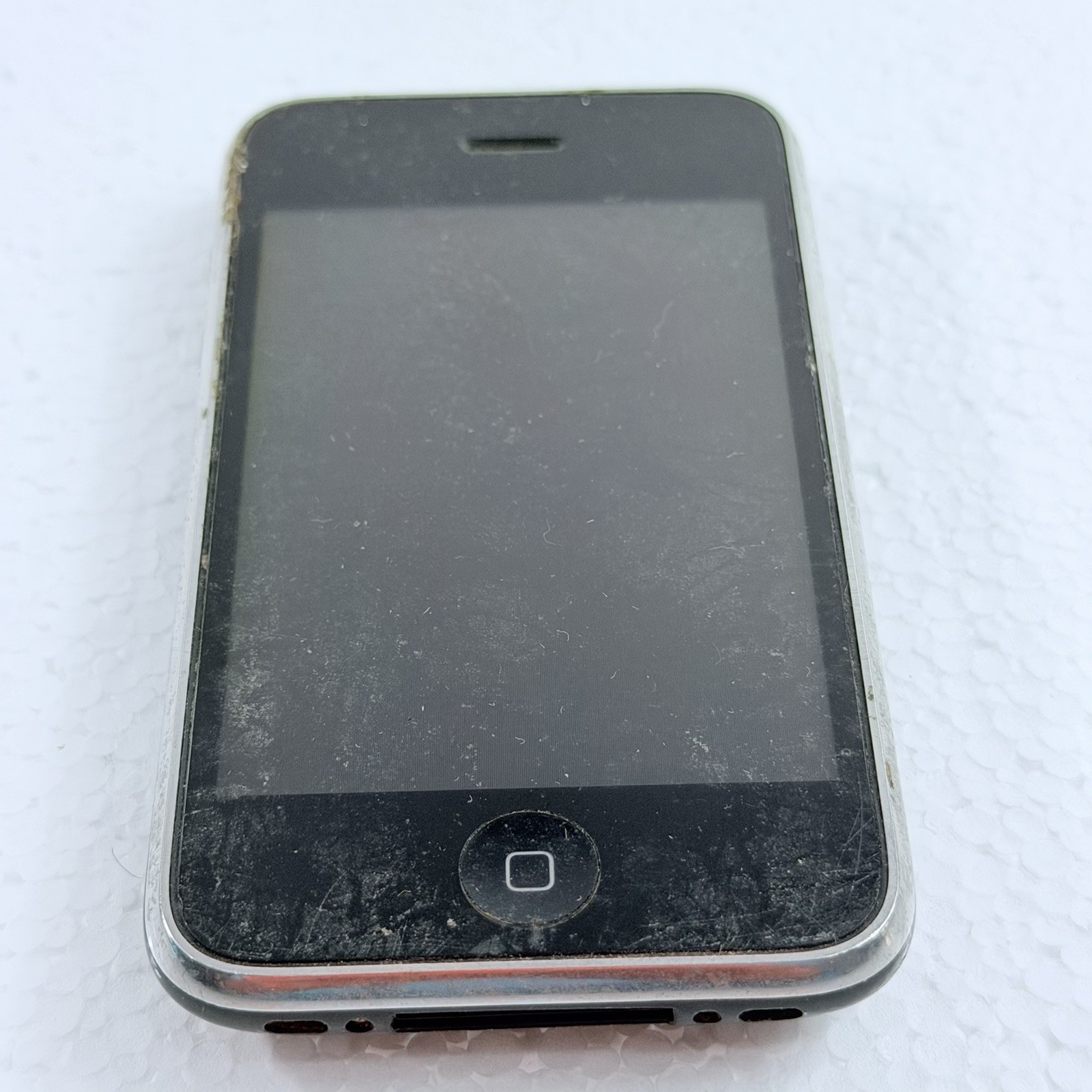 Apple Lot Bundle iPhone 6s, 3GS, & iPod Touch 2nd Gen UNTESTED PARTS ONLY