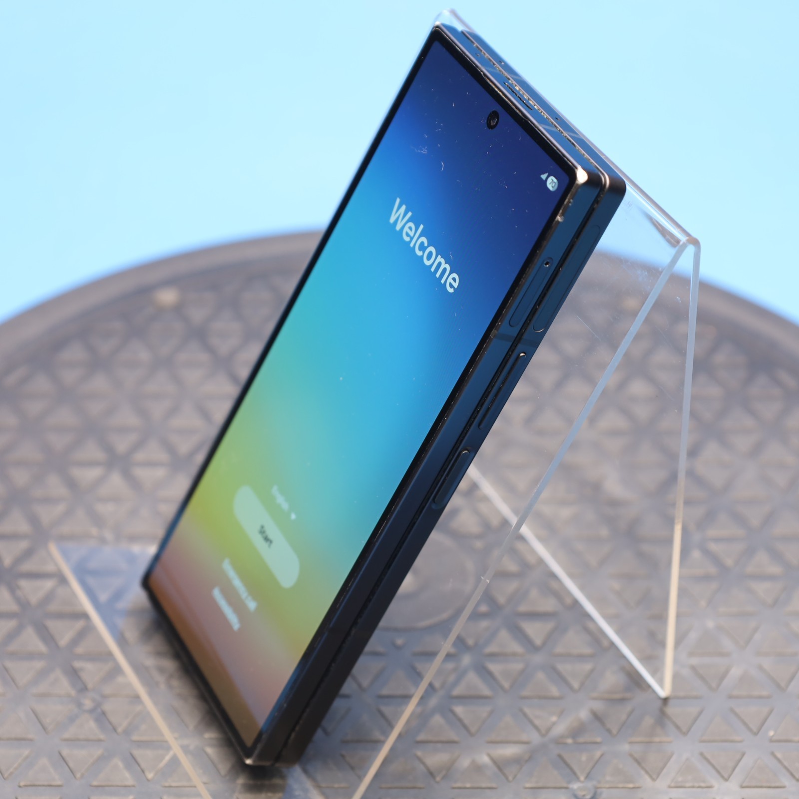 Samsung Galaxy Z Fold6 – 256GB – Crafted Black (Unlocked)