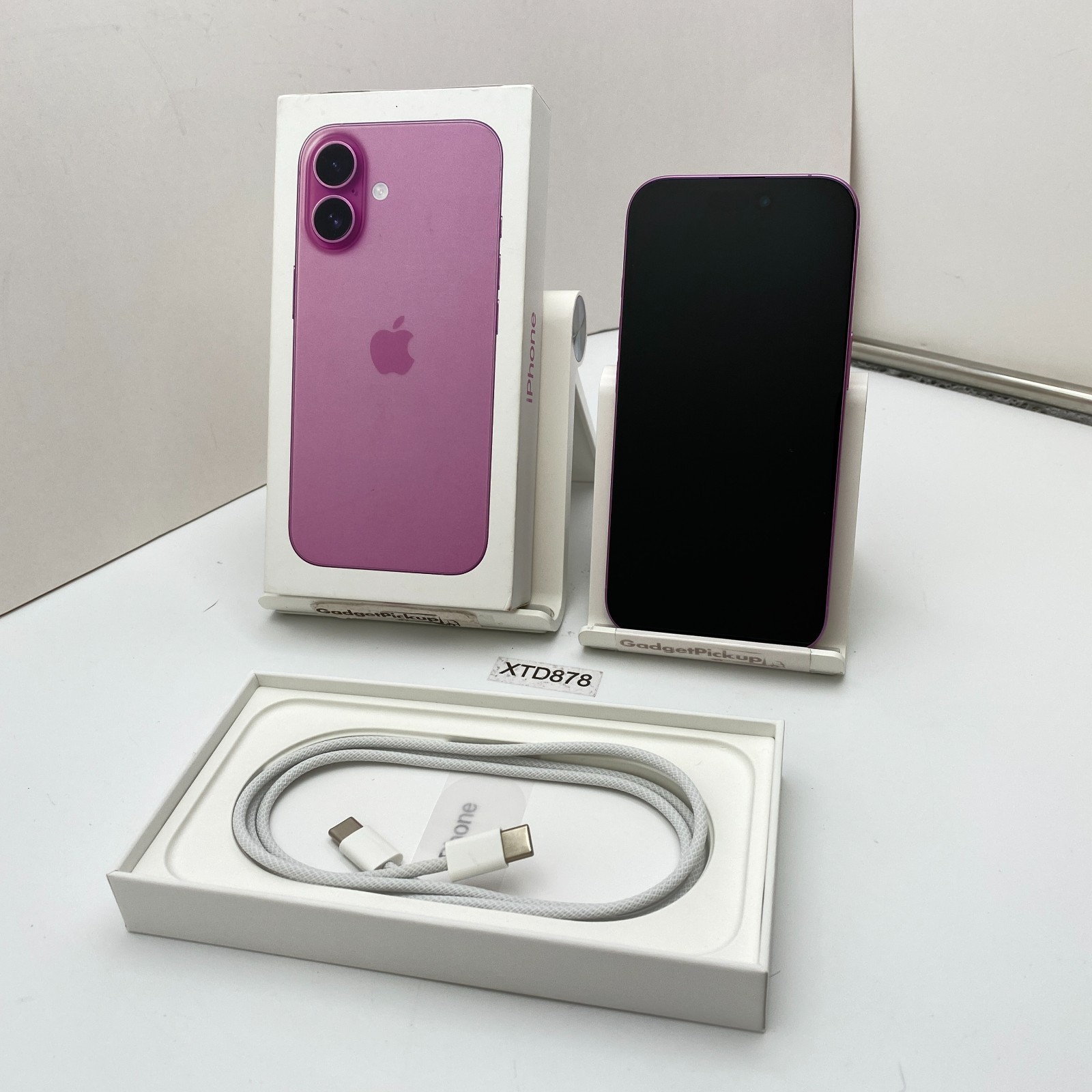 Apple iPhone 16 – 128GB – Pink (AT&T/Cricket ONLY) – Open Box