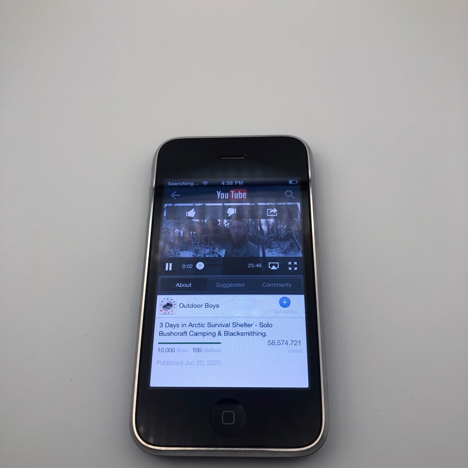 Jailbroken Apple iPhone 3GS – 16GB – Loaded With Games, Minecraft