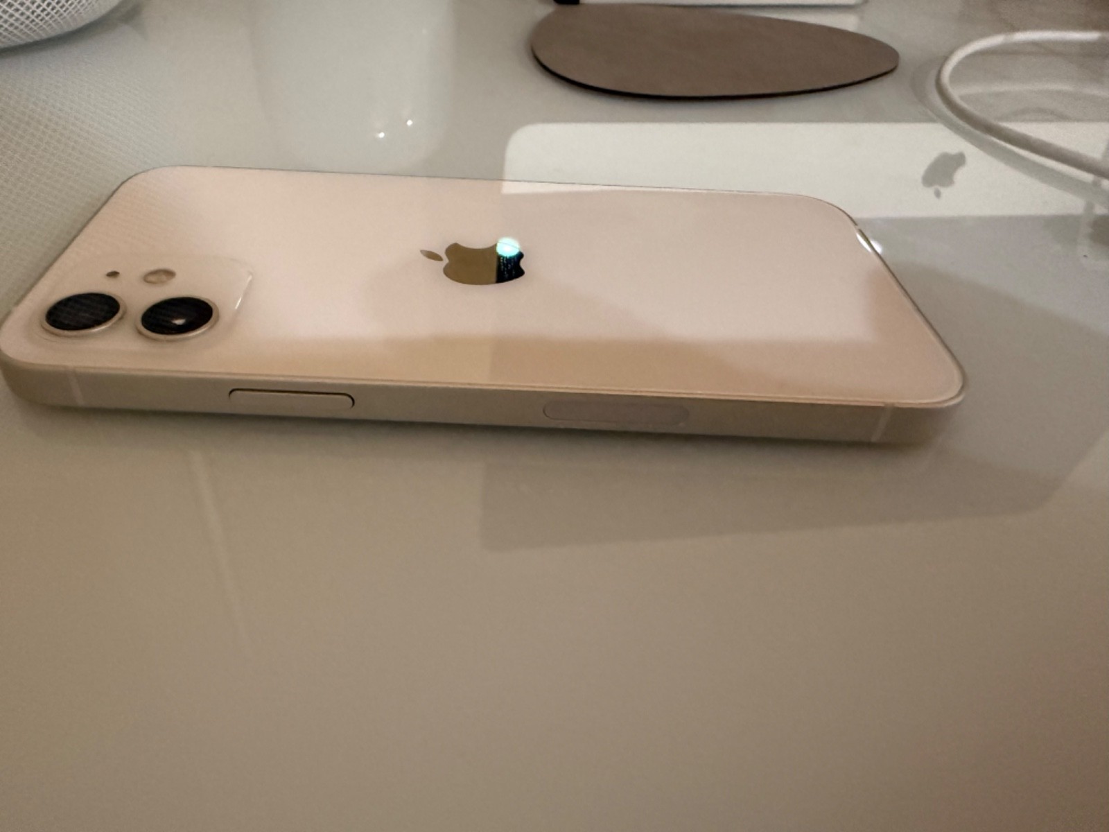WHITE SILVER APPLE IPHONE 12 SMARTPHONE PHONE CELLPHONE 64GB