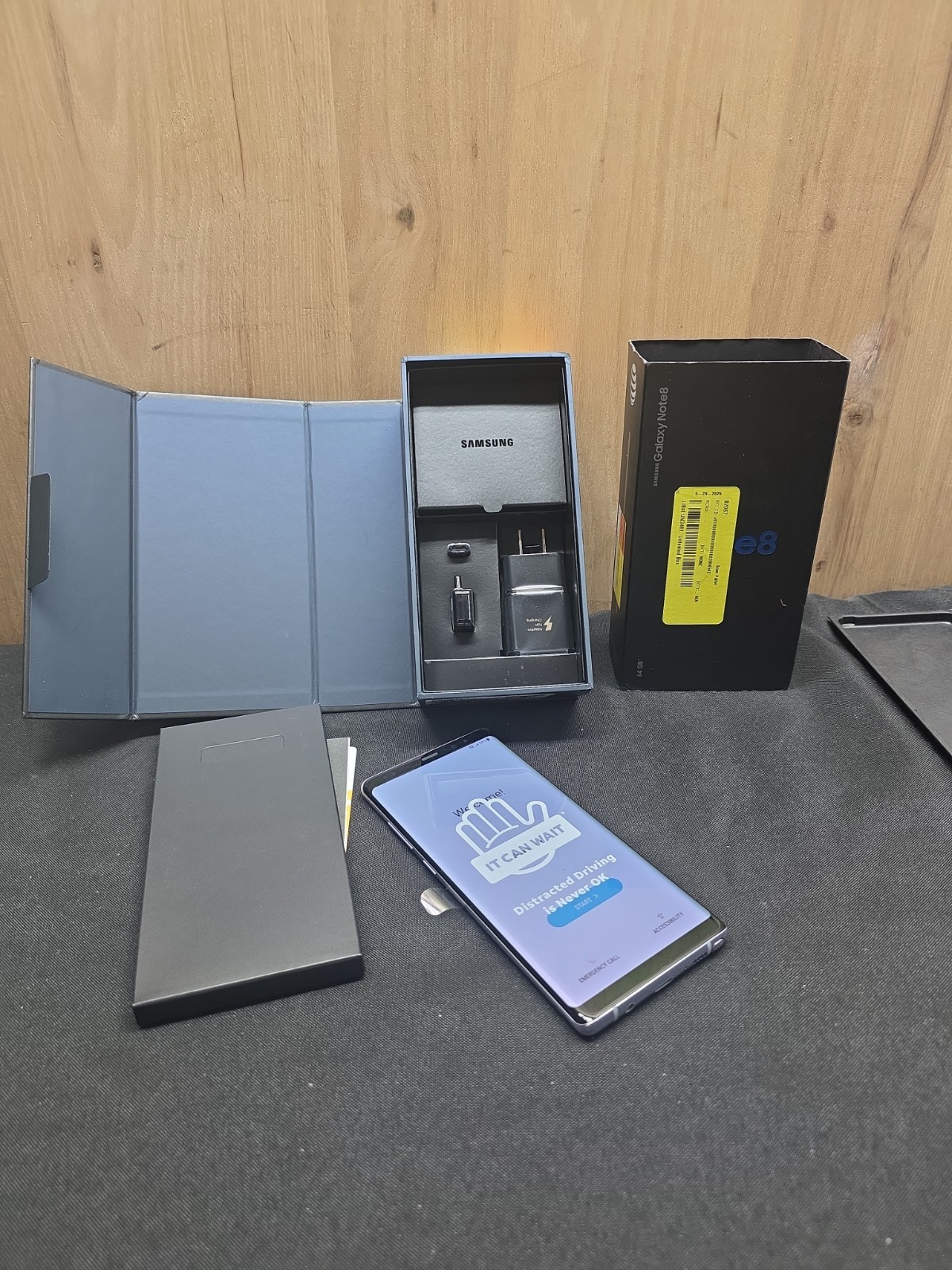 Samsung Galaxy Note8 SM-N950U 64GB (AT&T) – Orchid Gray – Open Box