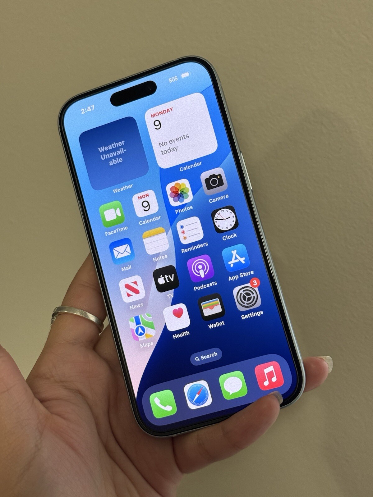 iPhone 15