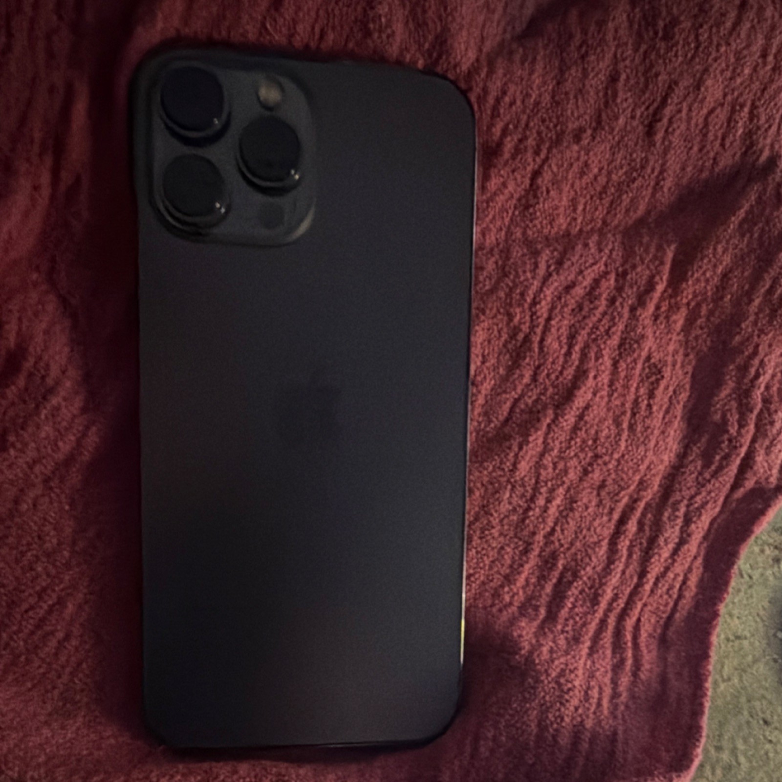 Apple iPhone Smartphone Black Bar Style Triple Rear Camera Built-In Memory