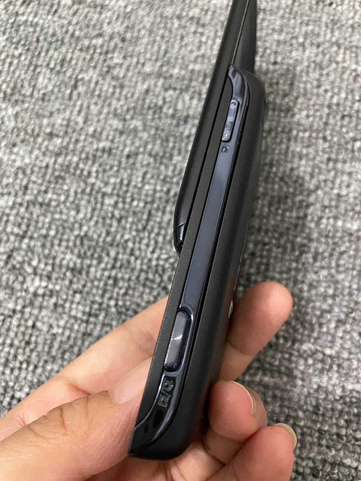 Sony Ericsson Aino U10 WIFI GPS Bluetooth 8.1MP Slider Cellphone