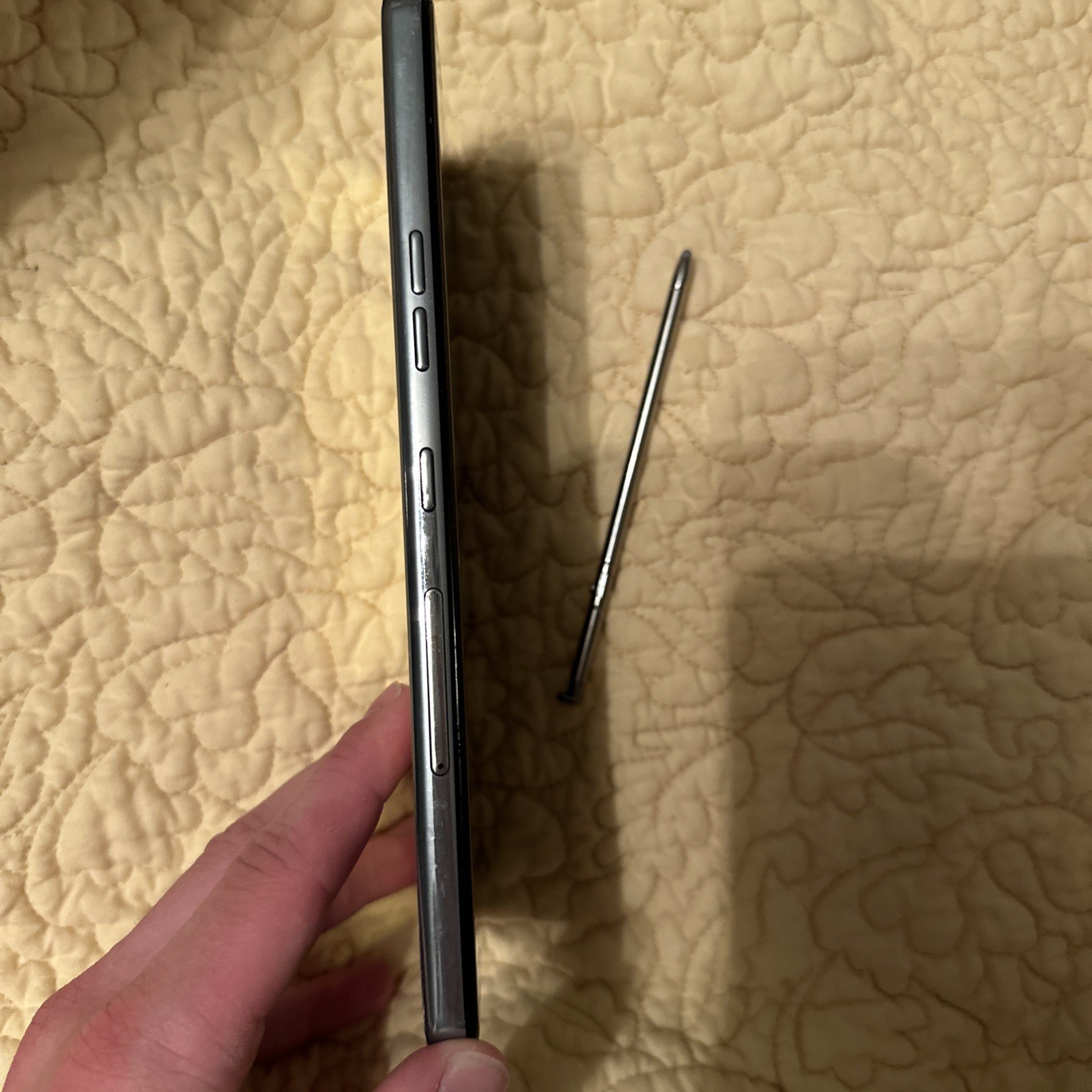 LG Stylo 6 LM-Q730TM – *READ DESCRIPTION PLEASE*