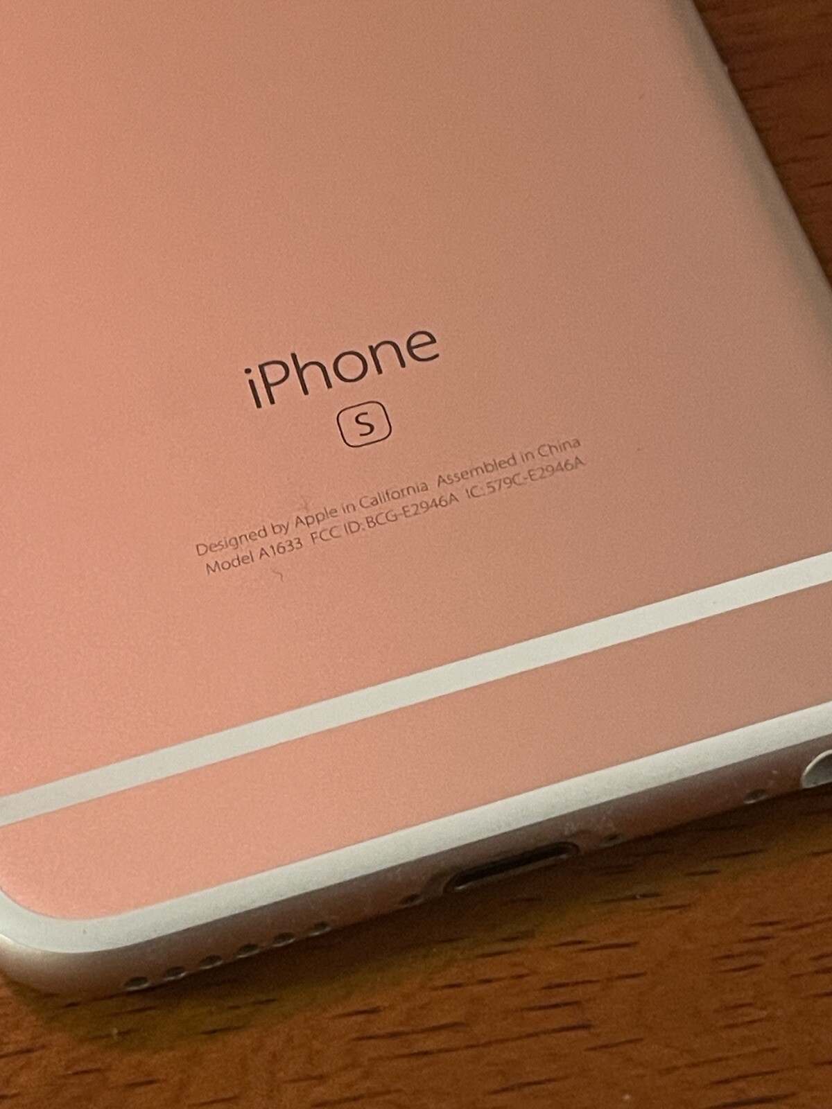 Apple iPhone 6s – 16GB – Rose Gold (AT&T) A1633 (CDMA + GSM)