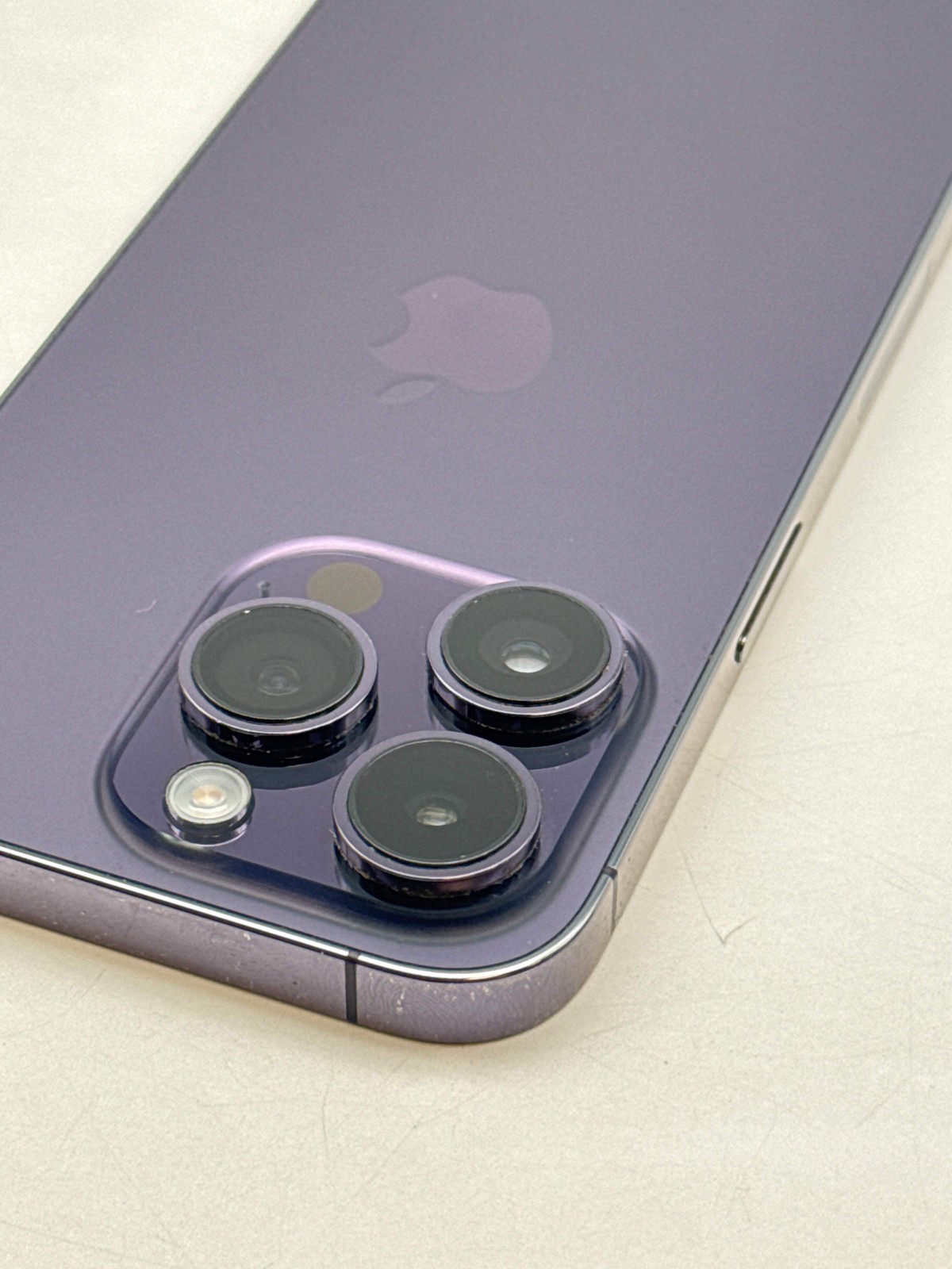 Unlocked Apple iPhone 14 Pro A2650 128GB Deep Purple 82% Battery Health