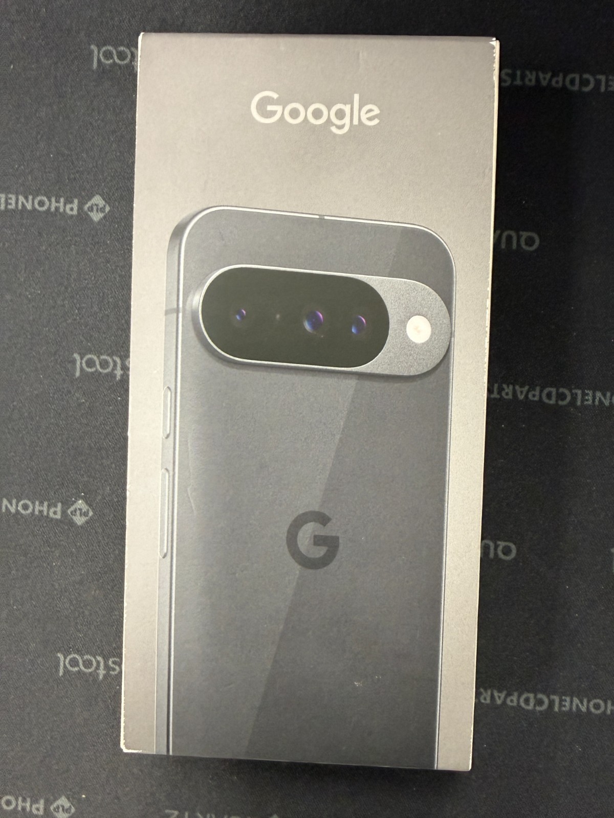 Google Pixel 10 128GB (FACTORY Unlocked) Obsidian NEW ,SEALED