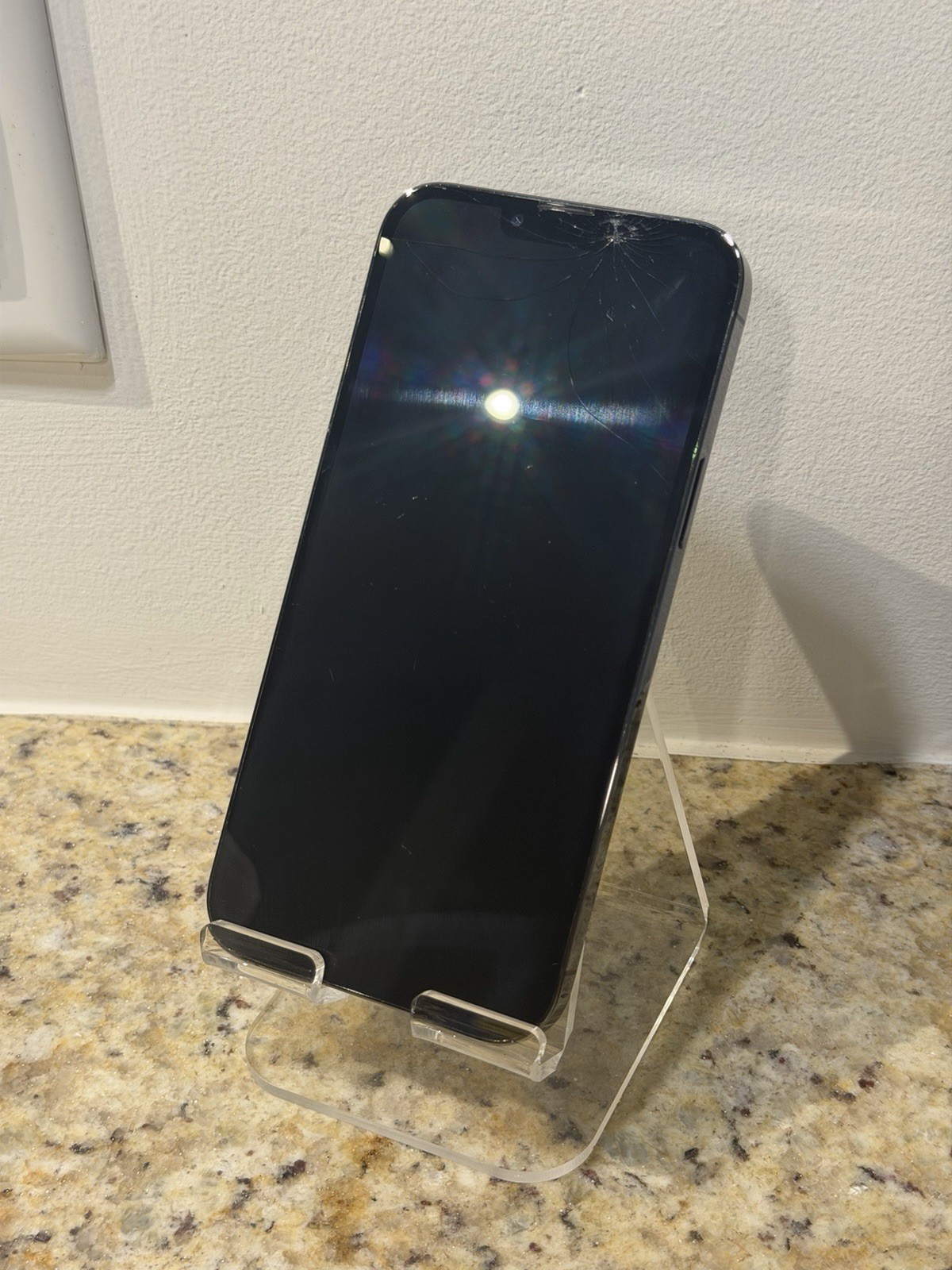 Apple iPhone 13 Pro Max – 128 GB – Graphite Grey (Unlocked)