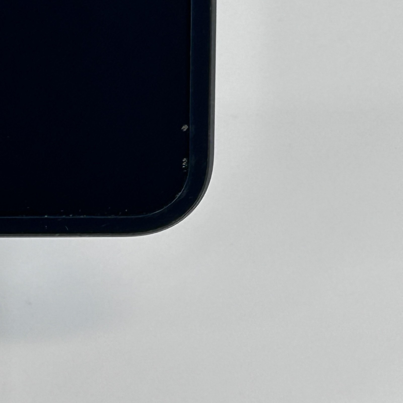 Google Pixel 9 Pro Fold Obsidian 256GB Unlocked – LCD Bleed/LCD Damage