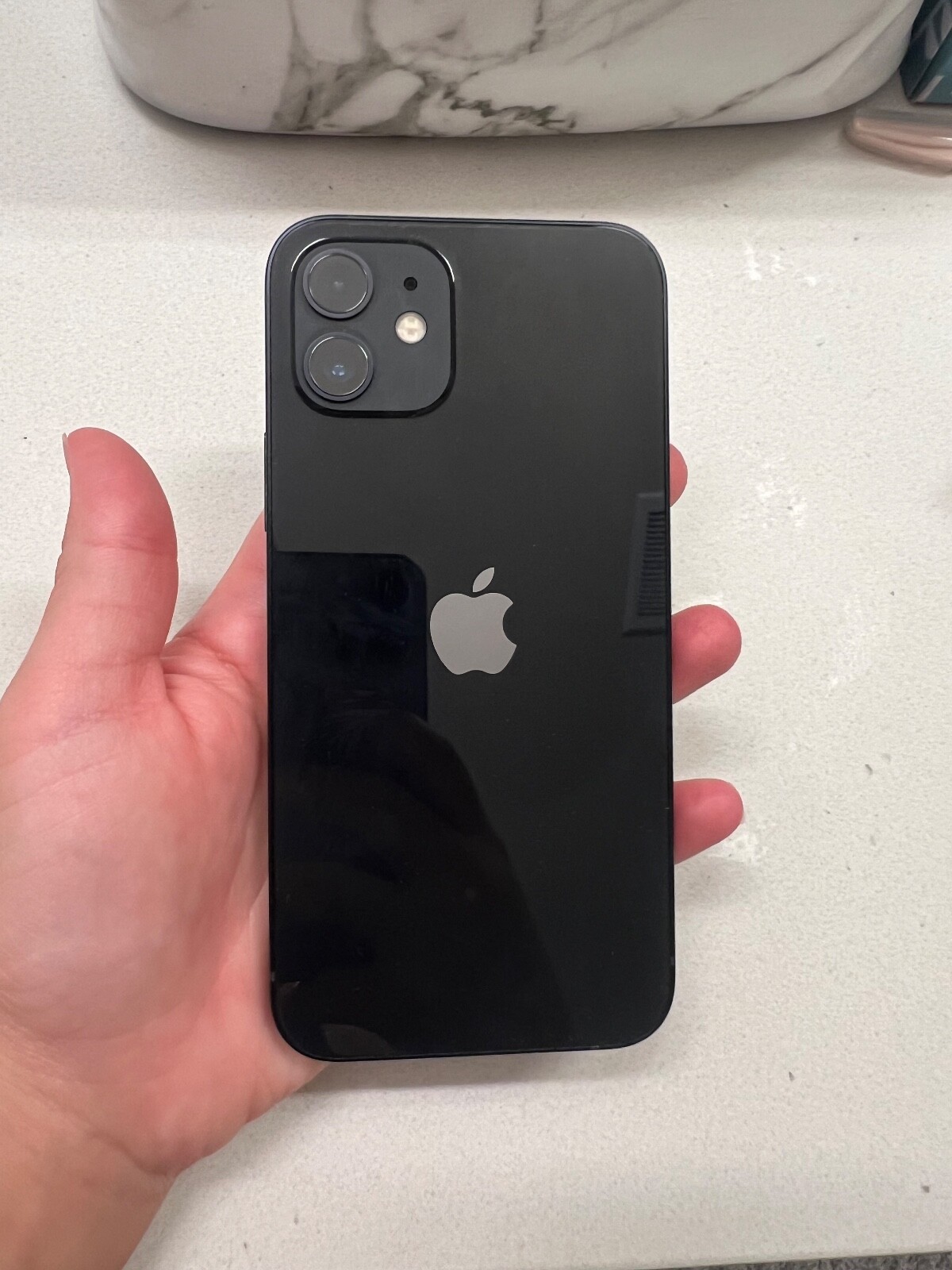 Apple iPhone 12 – 64GB – Black (Unlocked) A2172 (CDMA + GSM)
