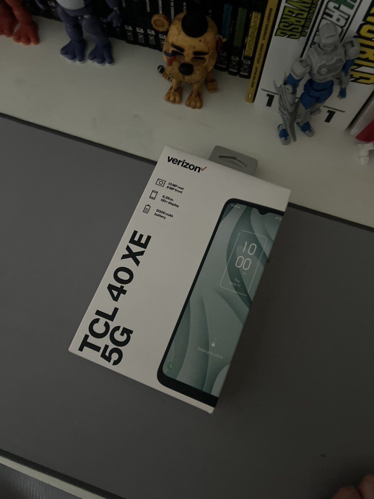 TCL 40 XE 5G 64GB Black Prepaid Verizon(will get more photos on Tuesday)