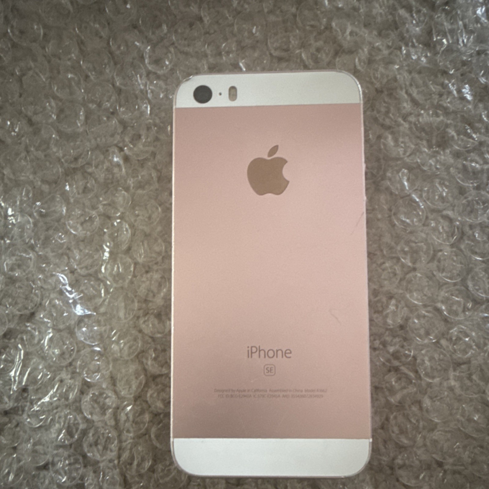 Apple iPhone SE Rose Gold 12MP Camera Lightning Bluetooth Wi-Fi A1662