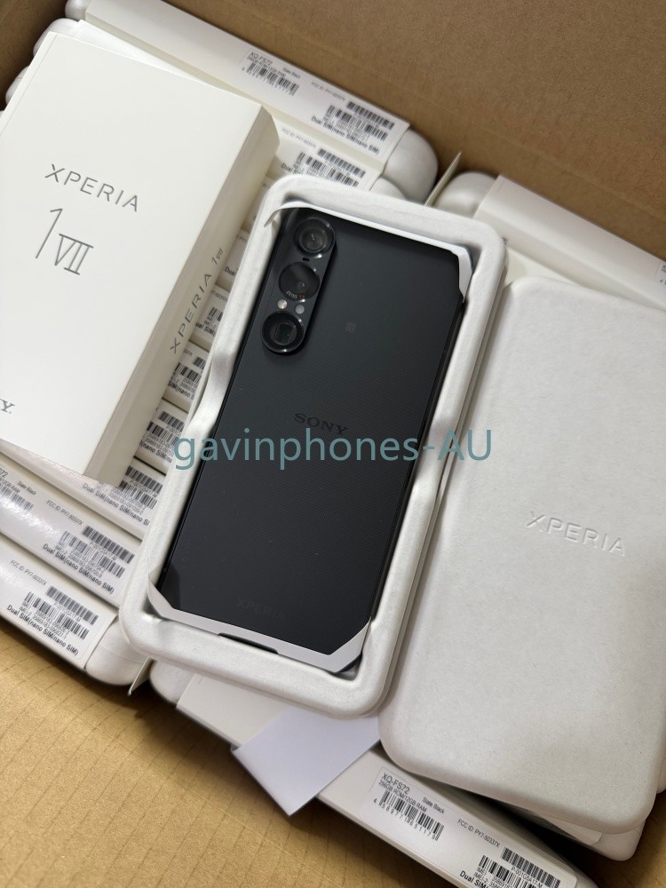 Unlocked Xperia 1 VII 256GB DualSIM Smartphone 48MP Triple Camera 120Hz OLED 5G