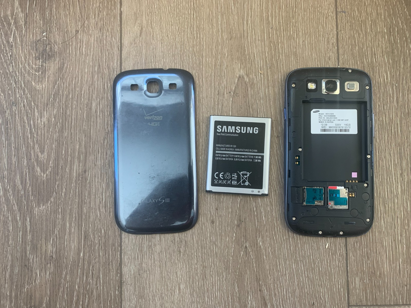 Samsung galaxy S III SCH-I535 4G 16GB Verizon Android Wireless Smartphone