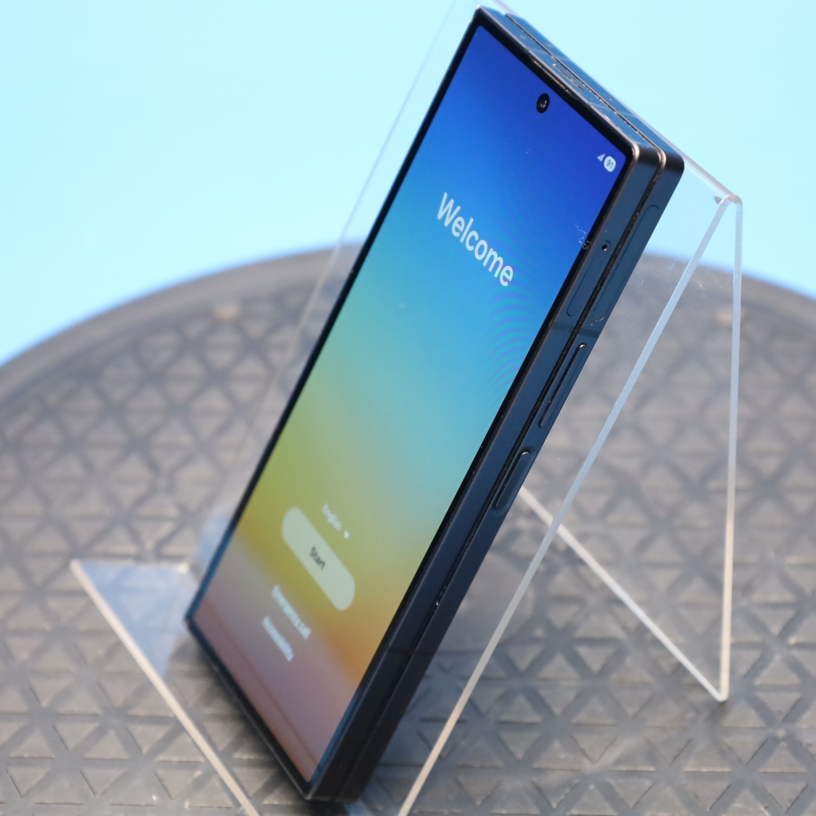 Samsung Galaxy Z Fold6 – 256GB – Crafted Black (Unlocked)