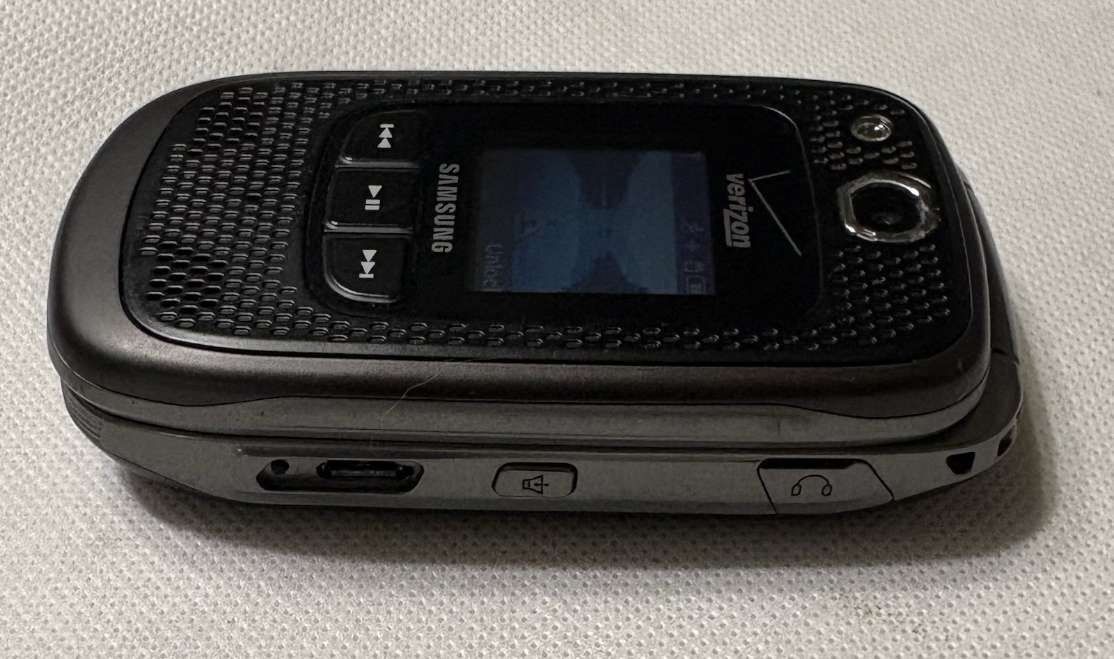 Samsung Convoy 2 SCH-U660 256MB Black (Verizon) Cellular Phone Flip