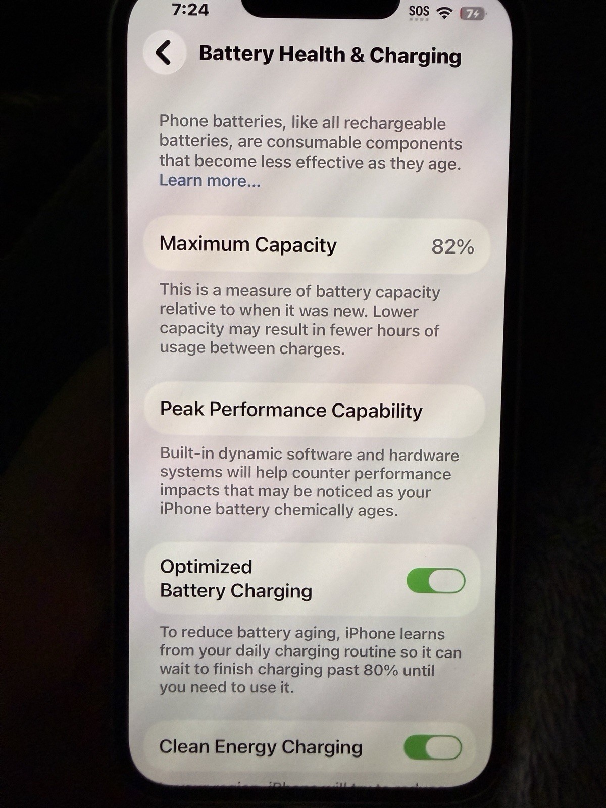 Apple iPhone 13 256GB White Optimized Battery Charging Bluetooth Wi-Fi NFC