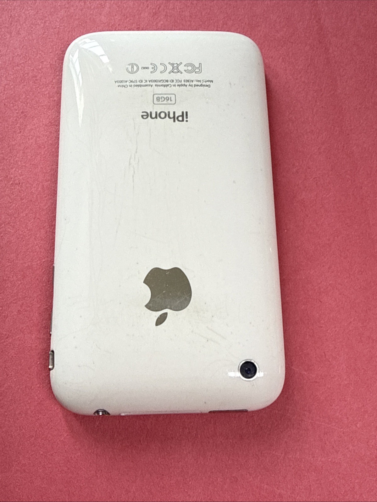 Apple iPhone 3GS 16 GB AT&T) A1303 (GSM) Collectible