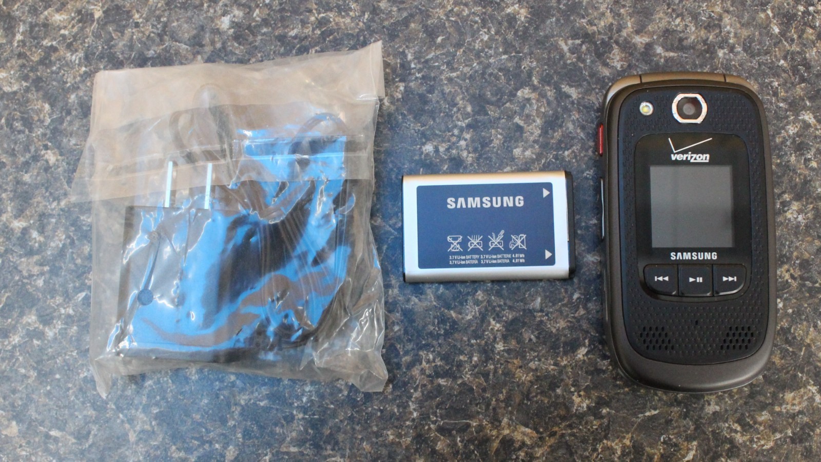 Samsung SCH-U660 Convoy 2 GRAY Verizon Wireless Flip Phone Rugged 3G #0228