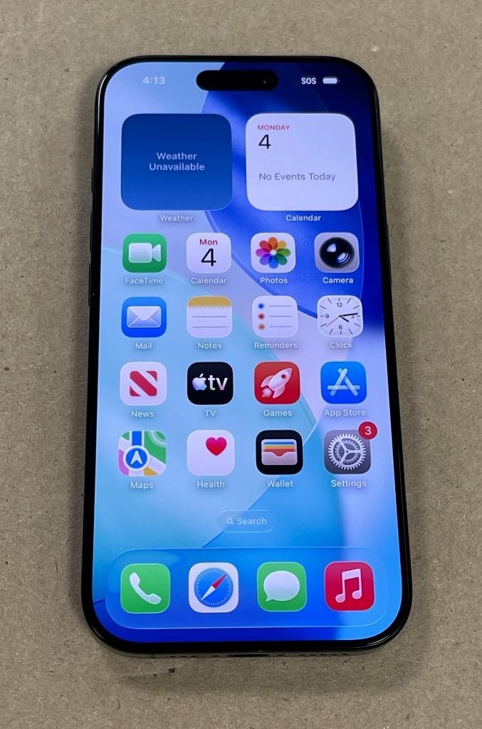 APPLE IPHONE 16 PRO 128GB BLACK TITANIUM (CARRIER UNLOCKED) USED.