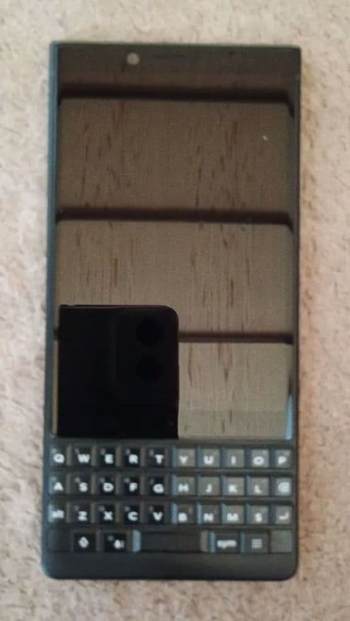 BlackBerry KEY2 BBF-106 Dual SIM Smartphone QWERTY Keyboard Junk As-Is