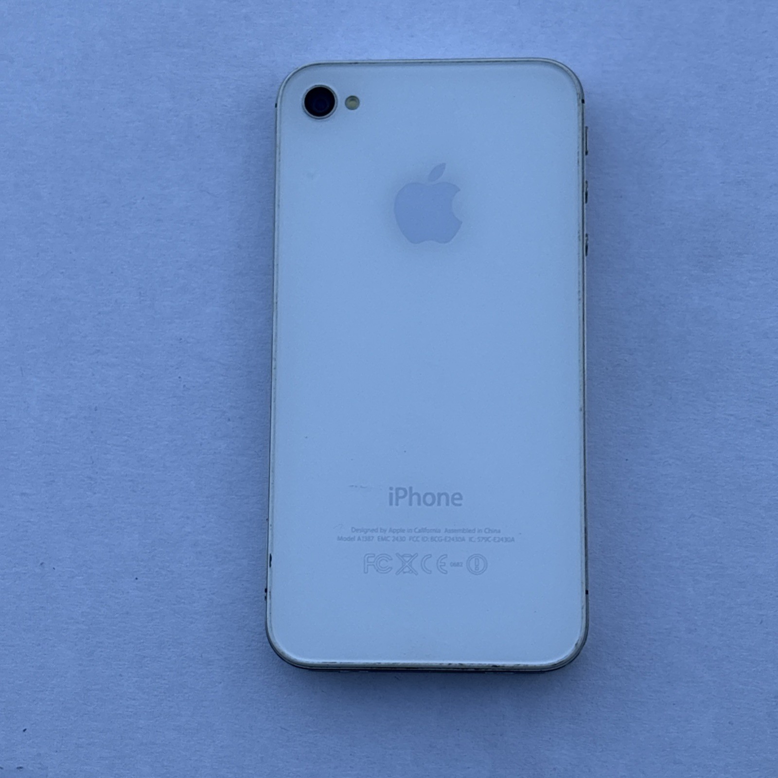 Apple iPhone 4s – 16GB – White (Unlocked) A1387 – See Photos. Good Battery