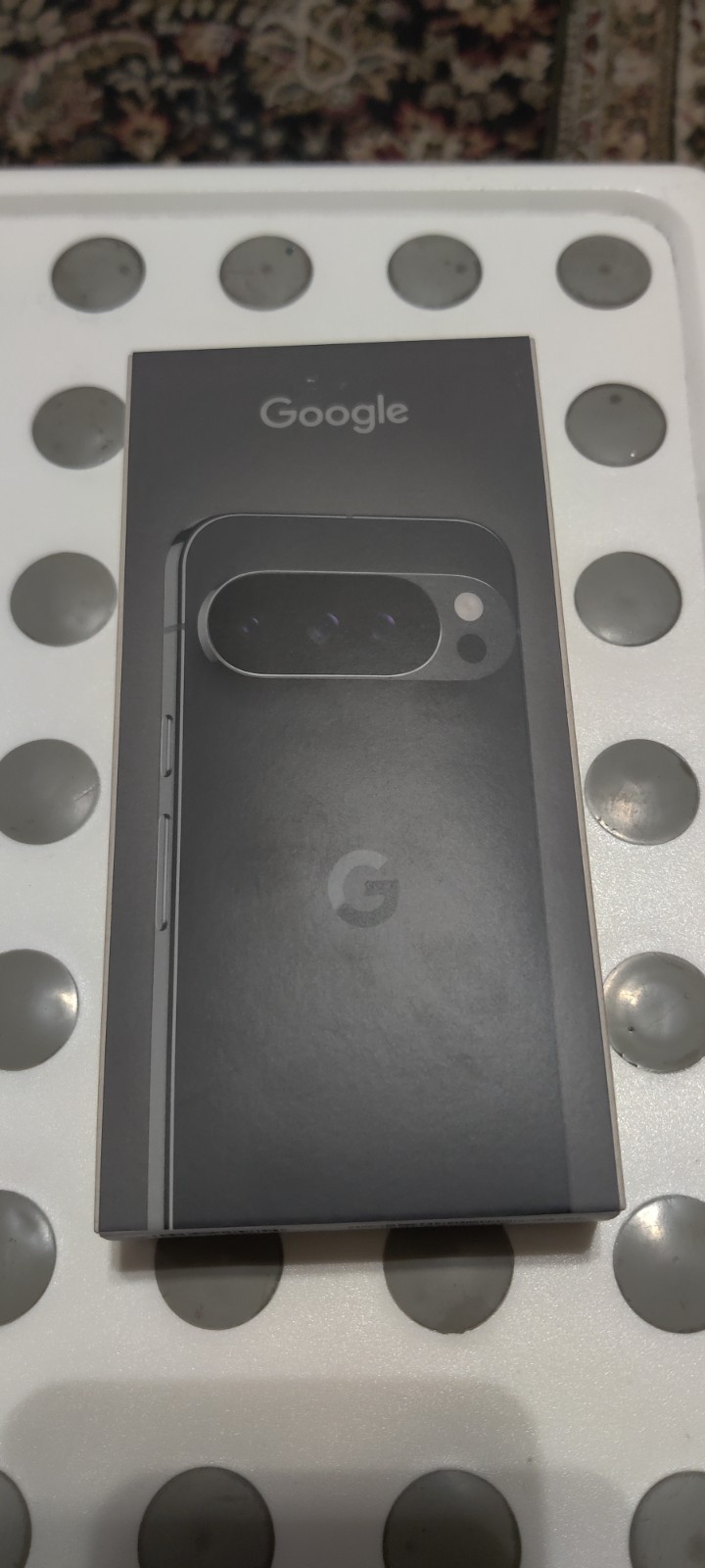 Google Pixel 10 Pro – 256 GB – Obsidian (Mint Mobile)