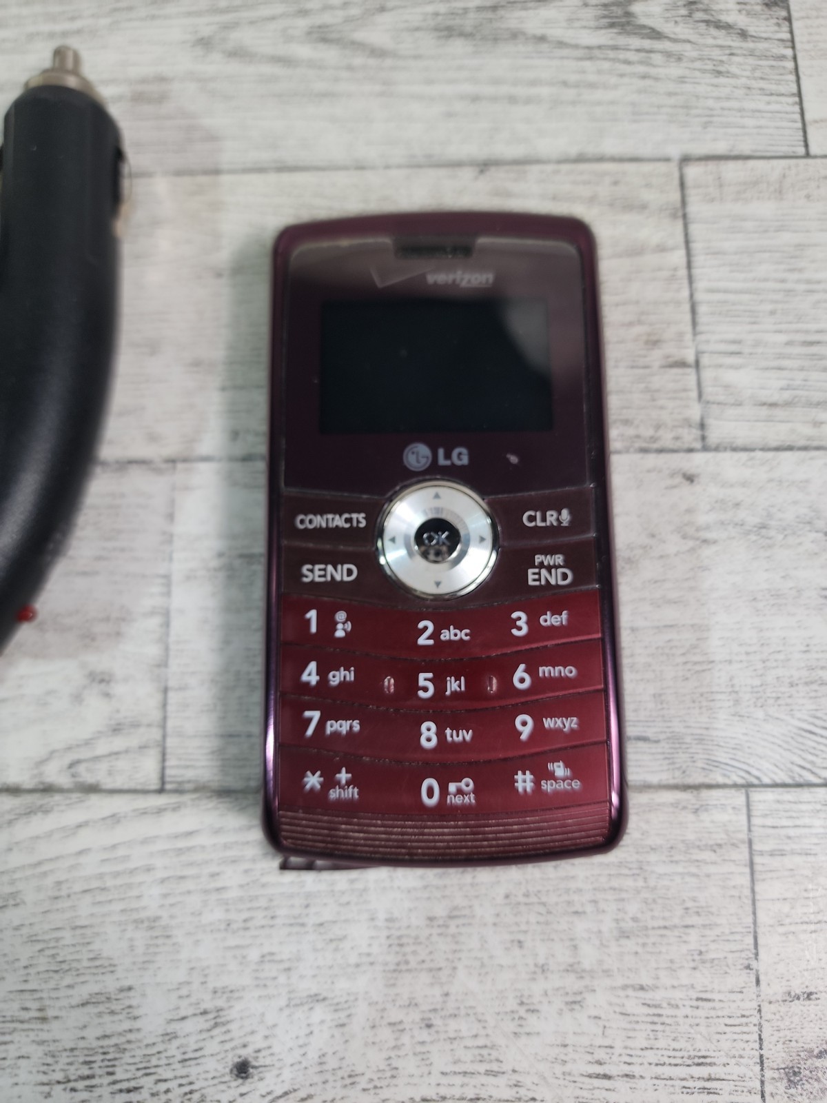 LG enV3 LG-VX9200 Verizon Wireless Maroon Flip Cell Phone w/ Chargers & Box