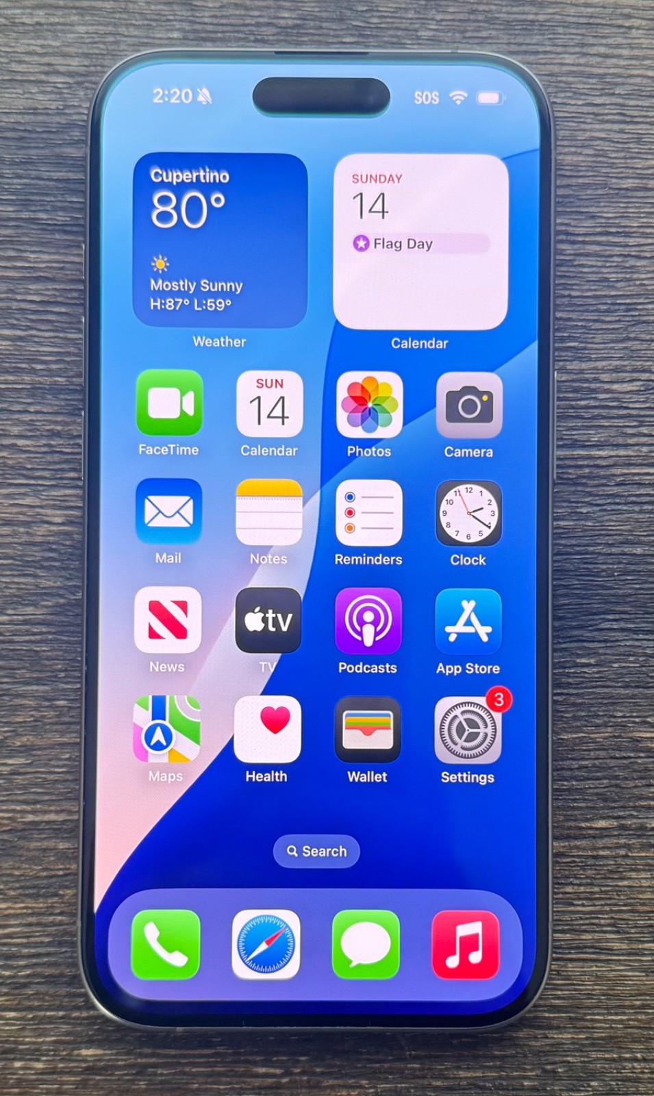 Apple iPhone 15 Pro 128GB Natural Titanium Unlocked 98% Battery Health