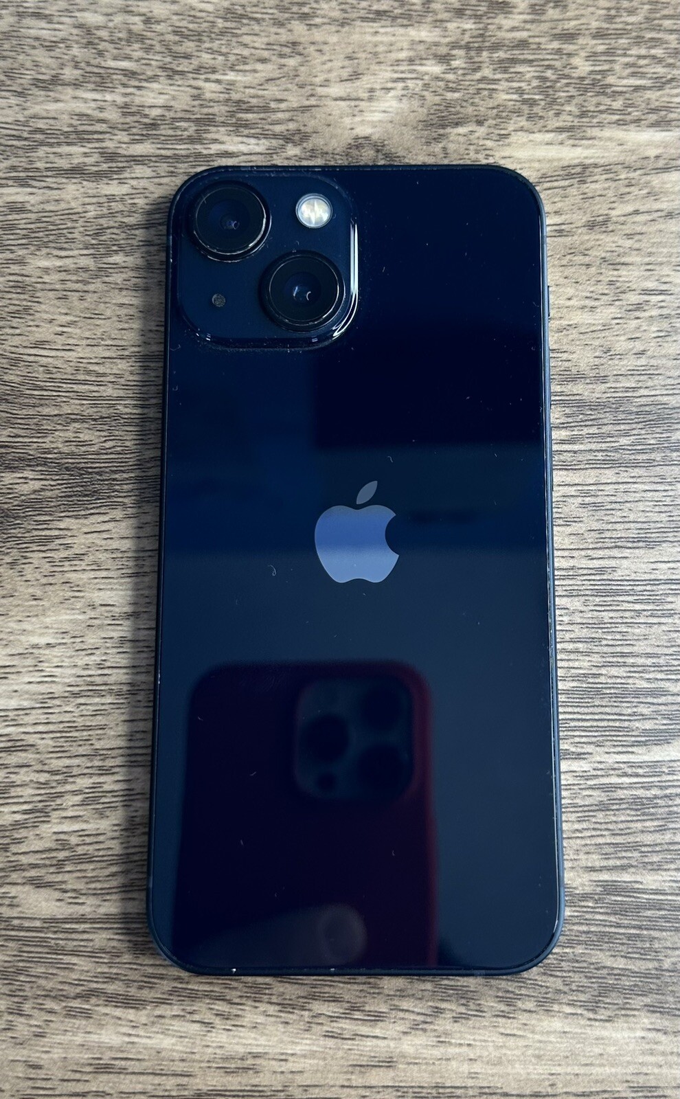Apple iPhone 13 – 256GB – Midnight Factory Unlocked – Very Good Condition
