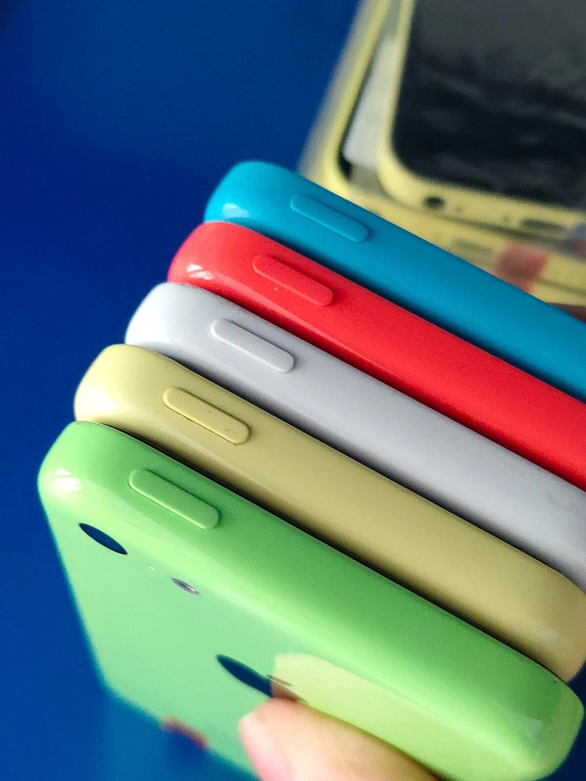 Apple iPhone 5C UNlocked8/16/32GB BLUE/GREEN/PINK/WHITE/ YELLOW New Battery