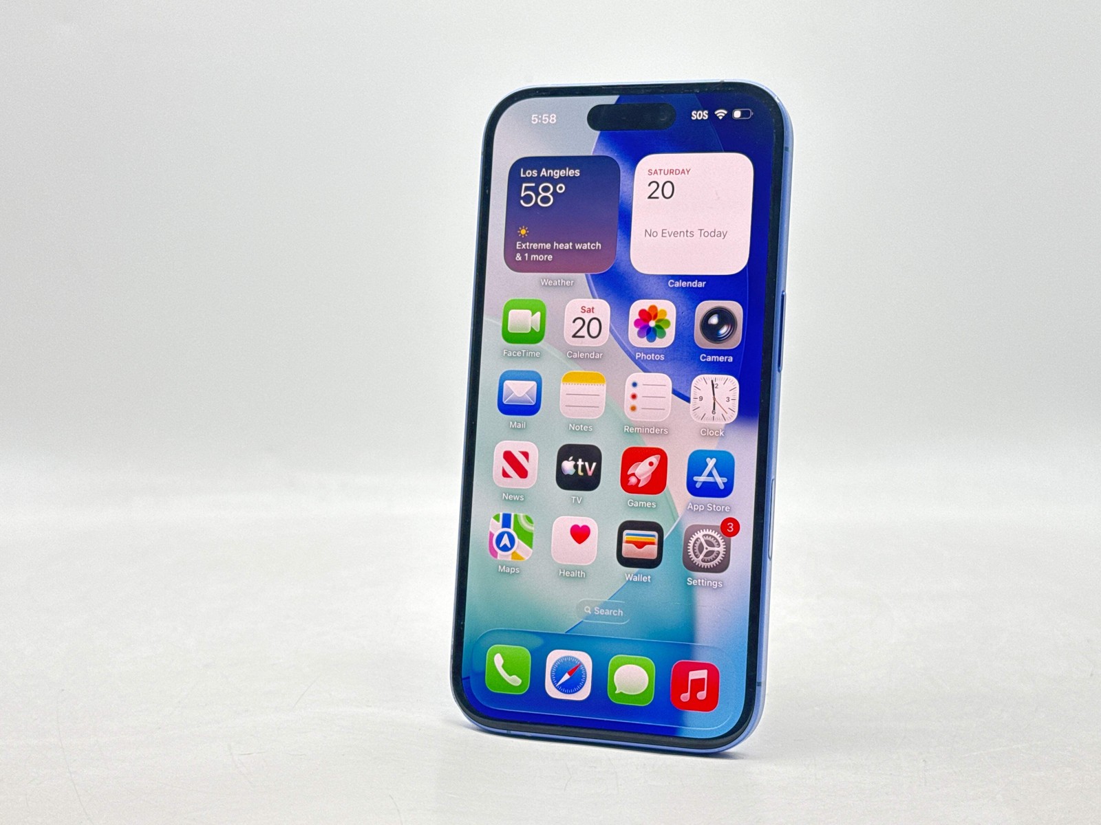 Boost Apple iPhone 16 6.1″ A3081 128GB Ultramarine For Parts