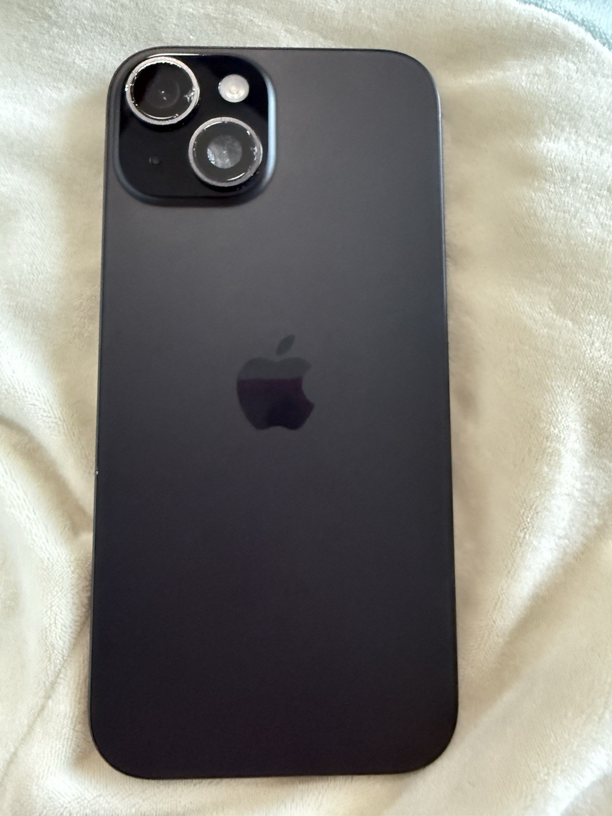 Apple iPhone 15 Black 48MP Camera Bar Style Smartphone w/ Box