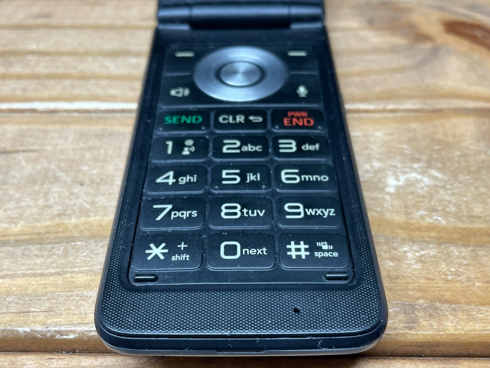 LG Exalt – VN220 – Silver (Verizon) 4G LTE Flip Phone – Works – C Grade