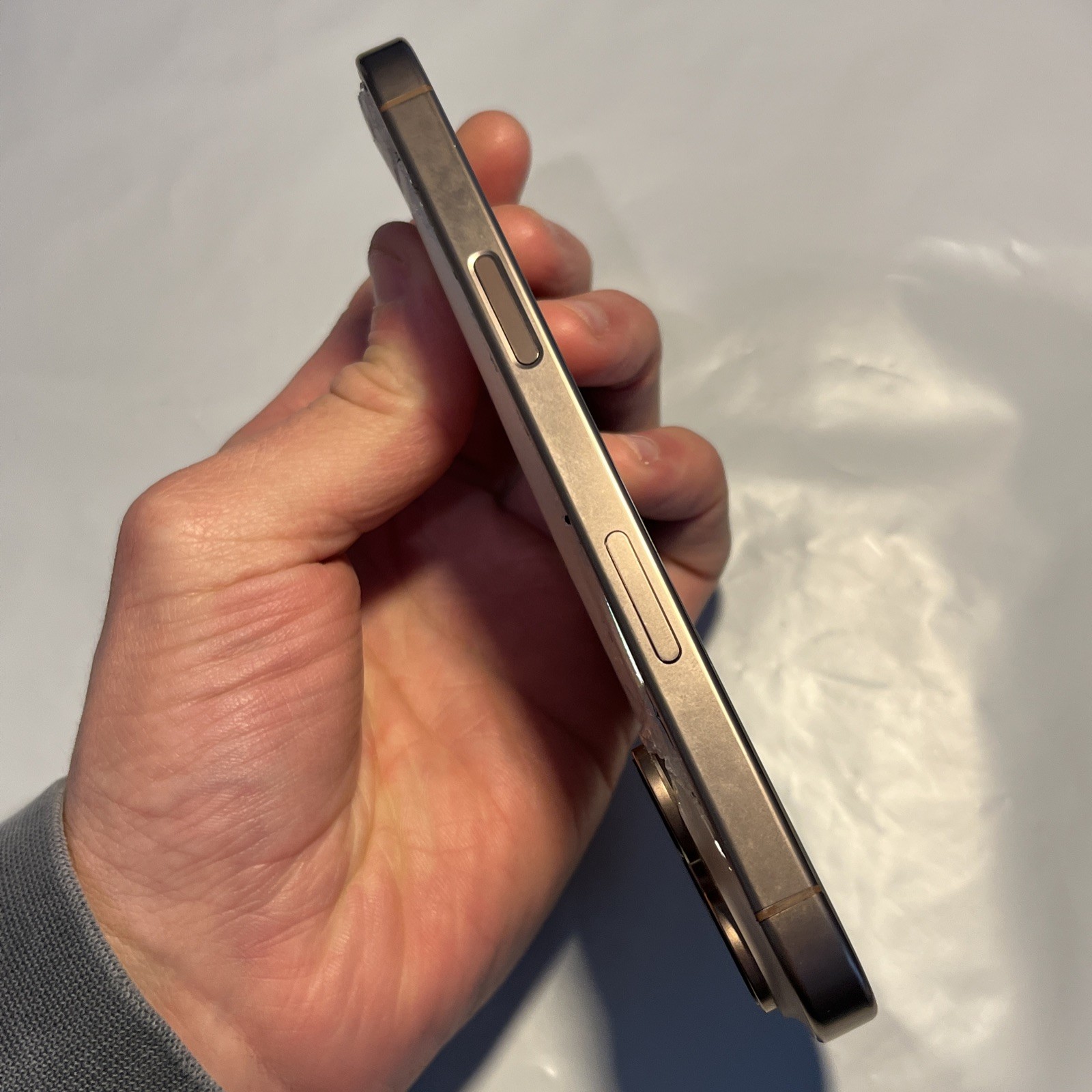 Apple iPhone 16 Pro – 128GB (Unlocked) DEAD PIXEL – FACE ID BAD – RESTART(#H35)