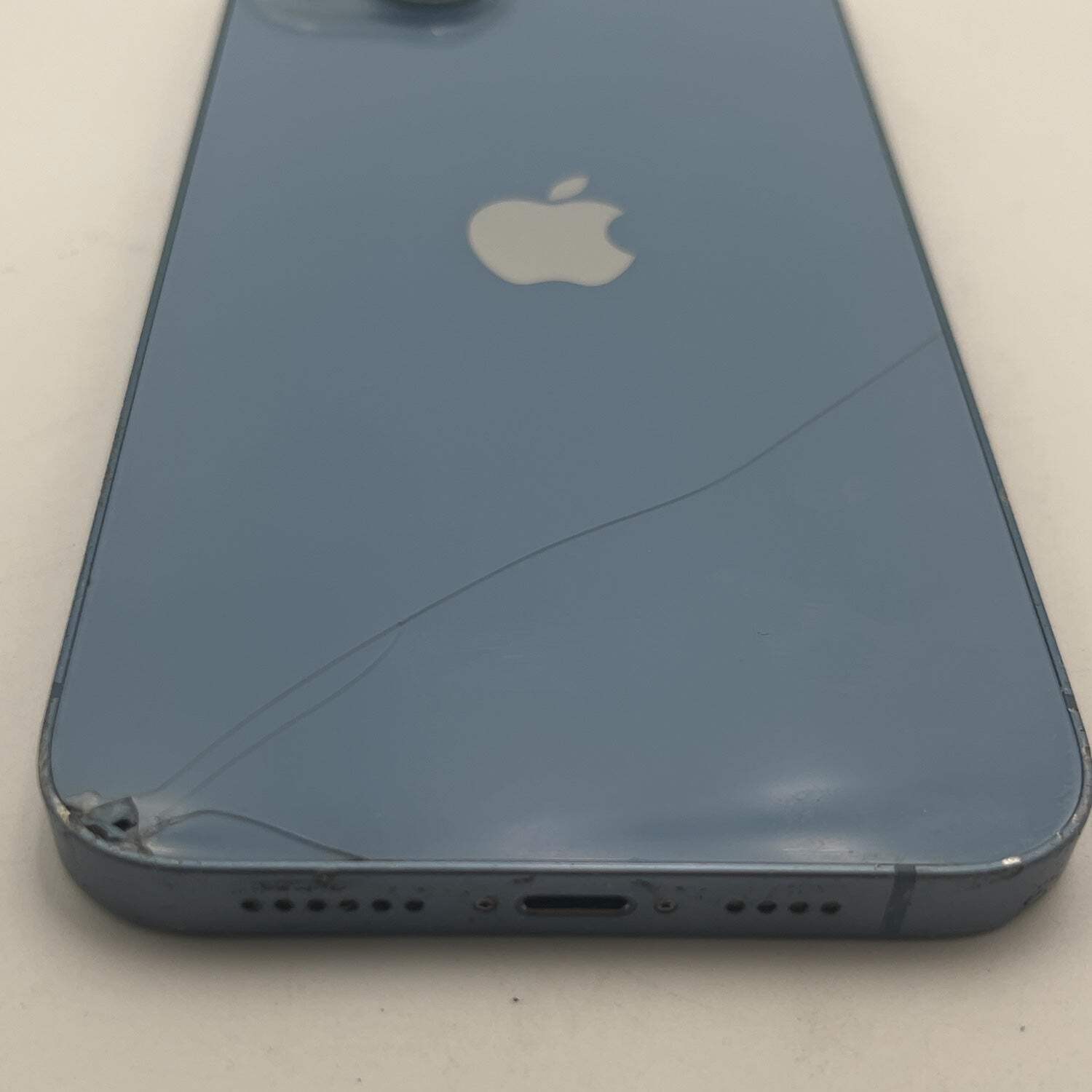 Broken Unlocked Apple iPhone 14 Plus 128GB 26.5 MQ66LL/A Damaged Back and Screen