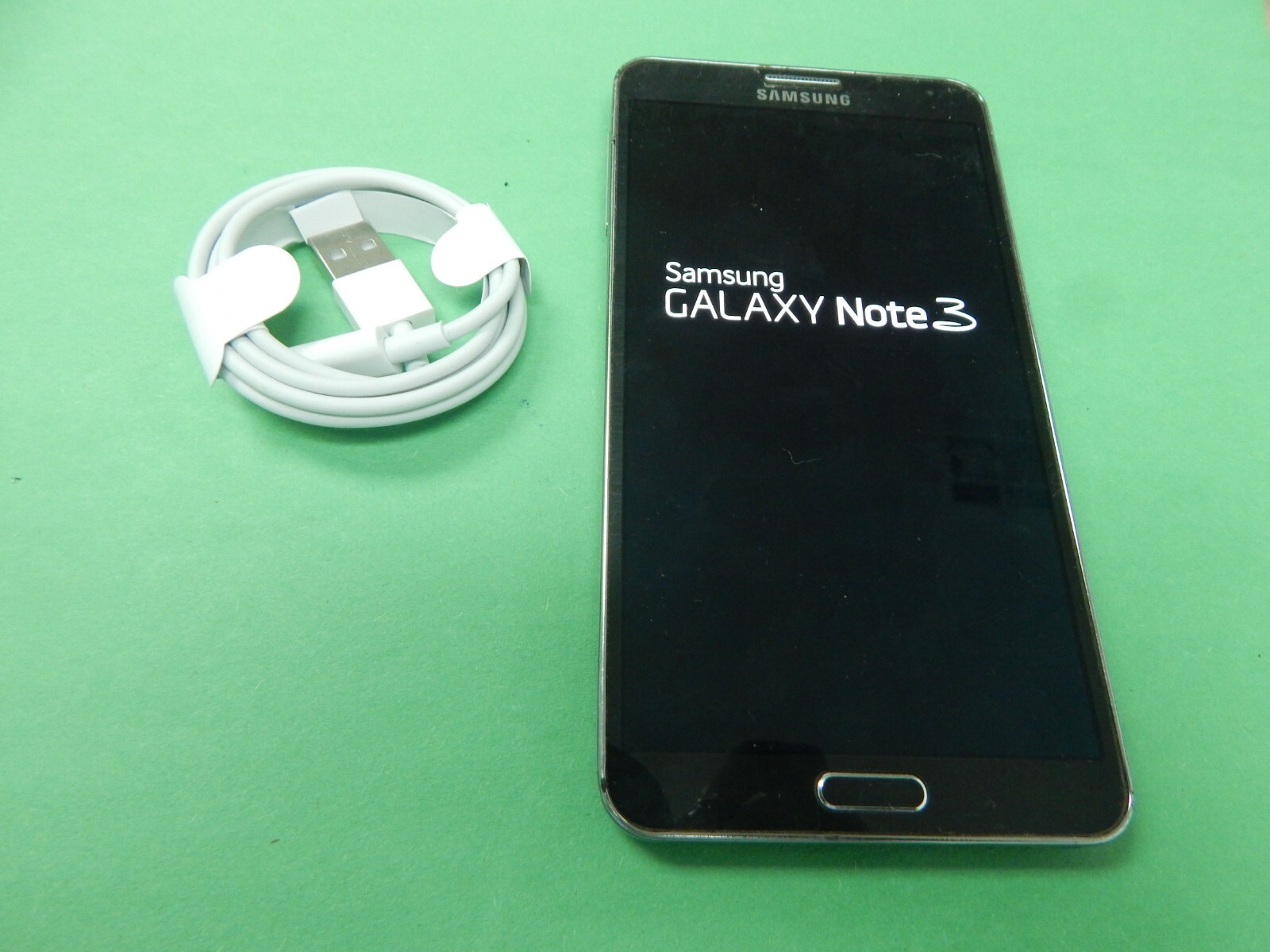 SAMSUNG Galaxy Note 3 – 32GB BLACK (SPRINT) FREE BUNDLE & SHIPPING