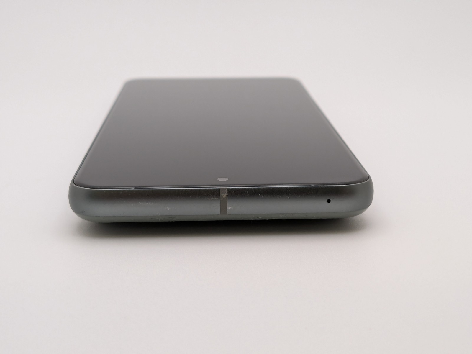 Google Pixel 8 G9BQD 128GB Good Condition | Gray | UNLOCKED