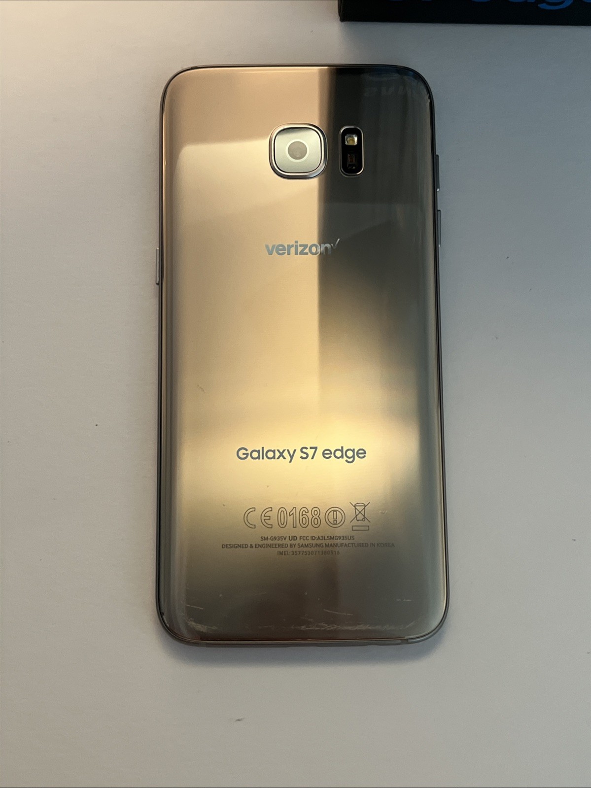 Samsung Galaxy S7 Edge G935A 32GB Verizon/GSM Unlocked-Gold -Good